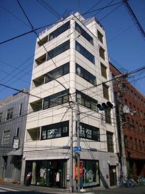 大阪市中央区備後町の貸事務所